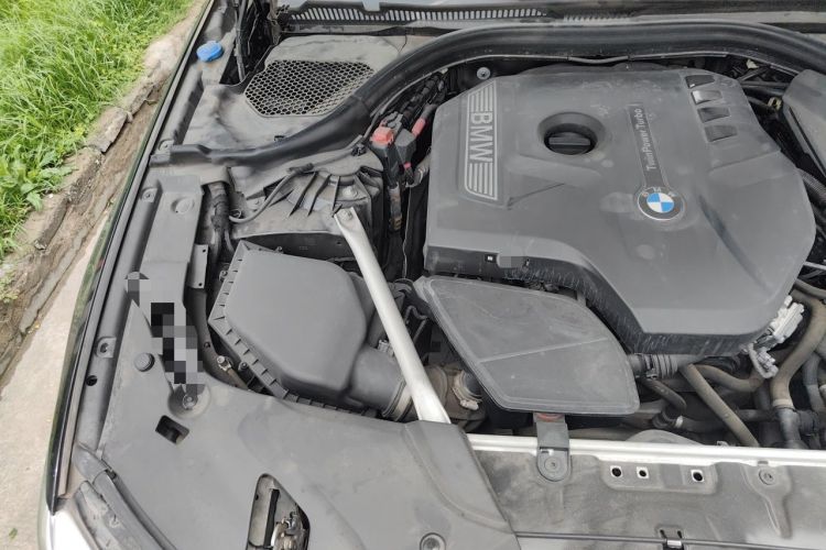 Used BMW 5 Series 2018 525Li M Sport Package Engine Bay Right