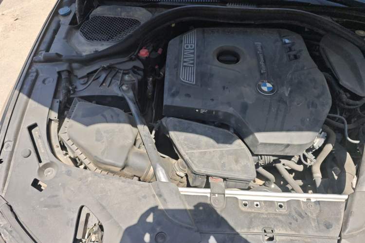 Used BMW 5 Series 2018 528Li Launch Special Edition Engine Bay Right