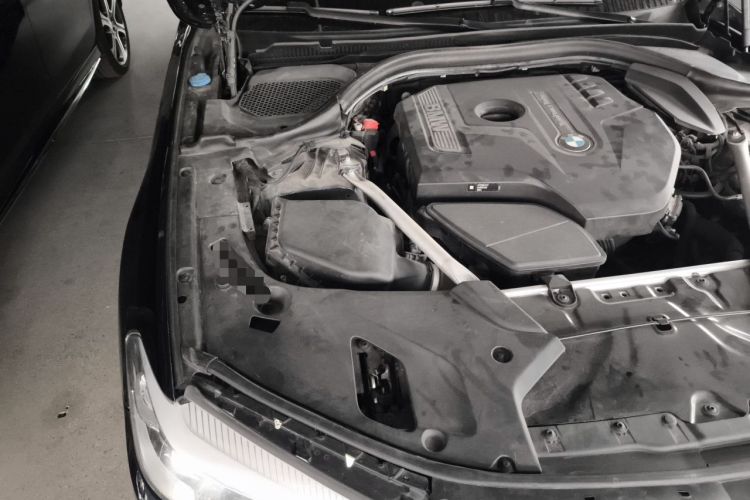 Used BMW 5 Series 2018 530Li Leading Model M Sport Package Engine Bay Right