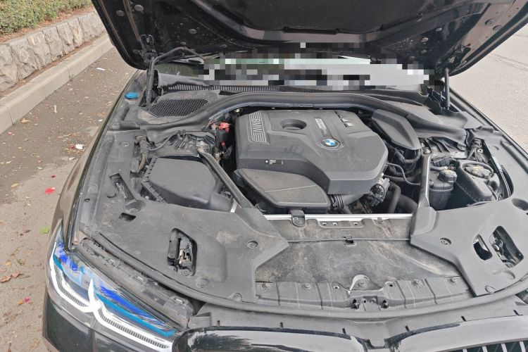 Used BMW 5 Series 2018 528Li Launch Special Edition Engine Bay Right