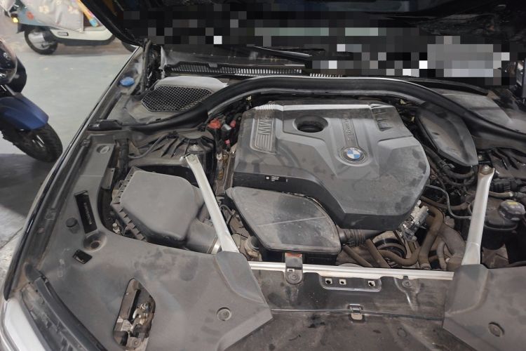 Used BMW 5 Series 2018 Restyled 530Li Leading Edition M Sport Package Engine Bay Right