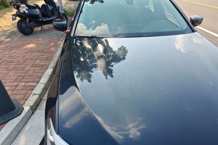 Used BMW 5 Series 2018 525Li Luxury Package Engine Bay Right