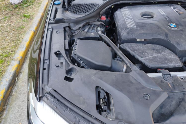 Used BMW 5 Series 2018 528Li Launch Special Edition Engine Bay Right