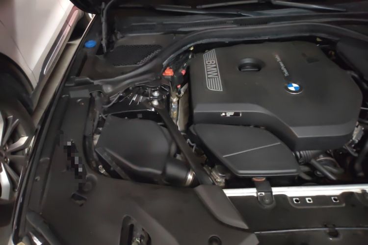 Used BMW 5 Series 2018 528Li Launch Special Edition Engine Bay Right