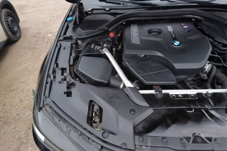 Used BMW 5 Series 2018 525Li M Sport Package Engine Bay Right