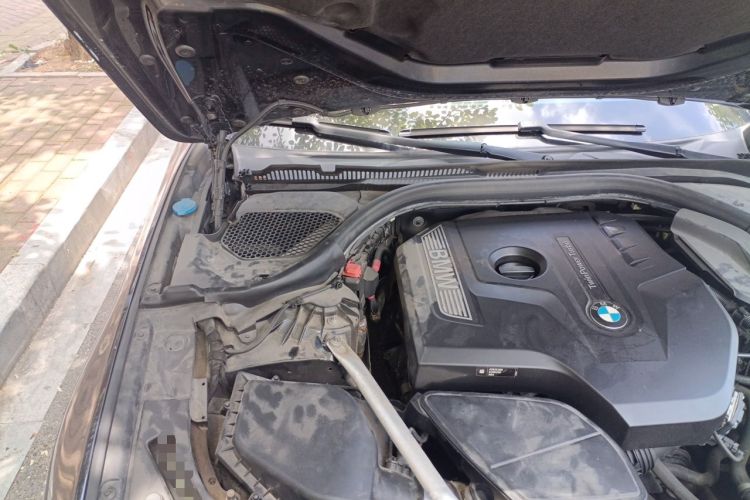 Used BMW 5 Series 2018 Restyled 530Li Leading Edition M Sport Package Engine Bay Right