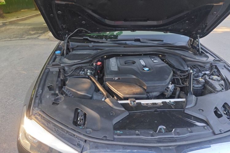 Used BMW 5 Series 2018 528Li Launch Special Edition Engine Bay Right