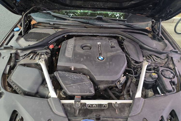 Used BMW 5 Series 2018 525Li Luxury Package Engine Bay