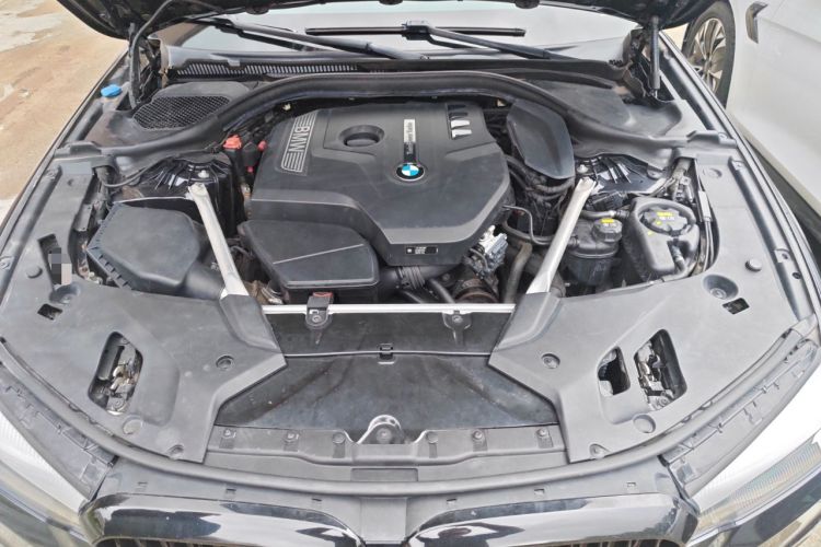 Used BMW 5 Series 2018 525i M Sport Package Engine Bay