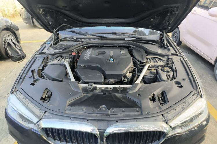 Used BMW 5 Series 2018 Restyled 530Li Leading Edition M Sport Package Engine Bay