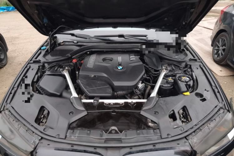 Used BMW 5 Series 2018 525Li M Sport Package Engine Bay