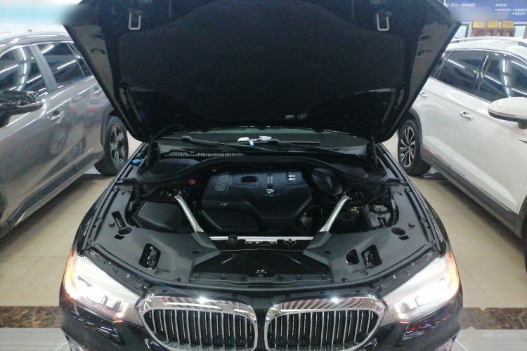 Used BMW 5 Series 2018 530Li xDrive Luxury Package Engine Bay