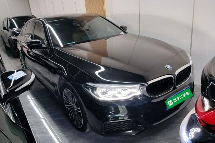 Used BMW 5 Series 2018 Restyled 530Li Luxury Edition M Sport Package Exterior 1