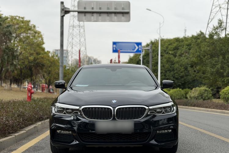 Used BMW 5 Series 2018 Restyled 530Li Leading Edition M Sport Package Exterior 1