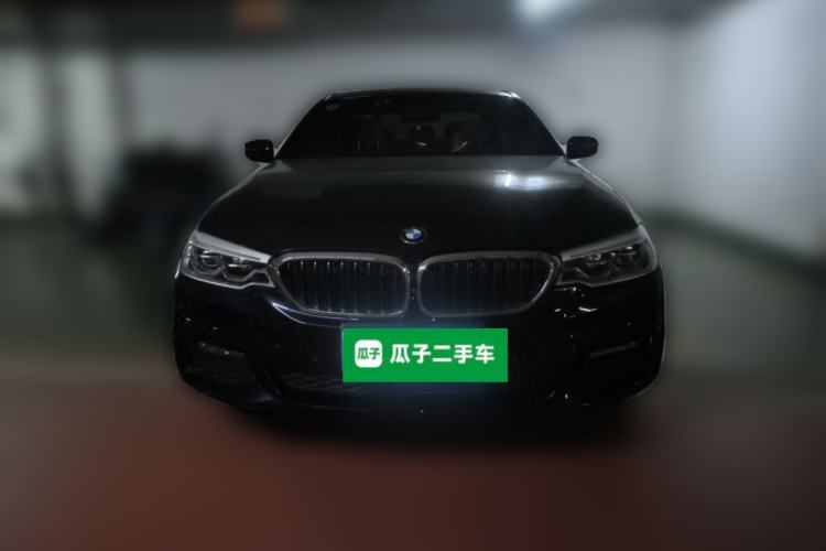 Used BMW 5 Series 2018 Restyled 530Li Luxury Edition M Sport Package Exterior 1