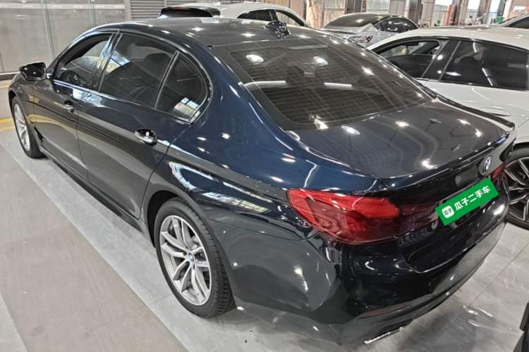 Used BMW 5 Series 2018 525Li M Sport Package Exterior 1