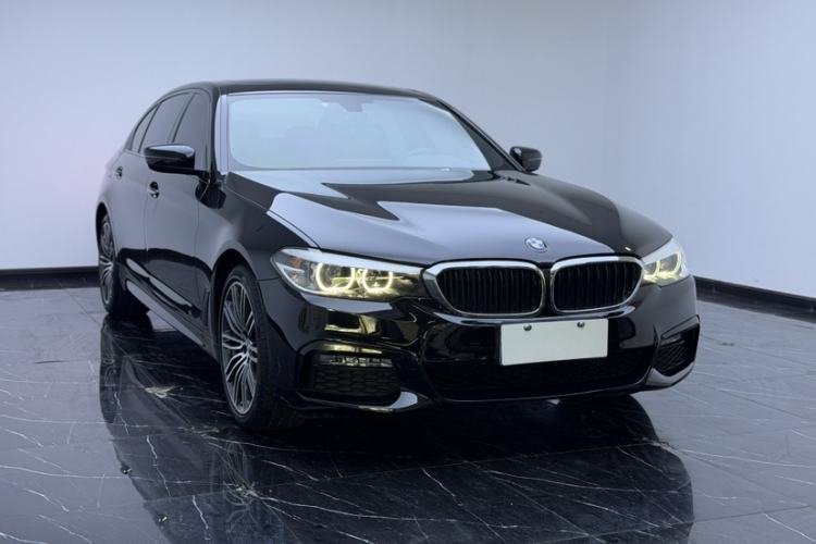 Used BMW 5 Series 2018 Facelifted 530Li xDrive M Sport Package Exterior 1