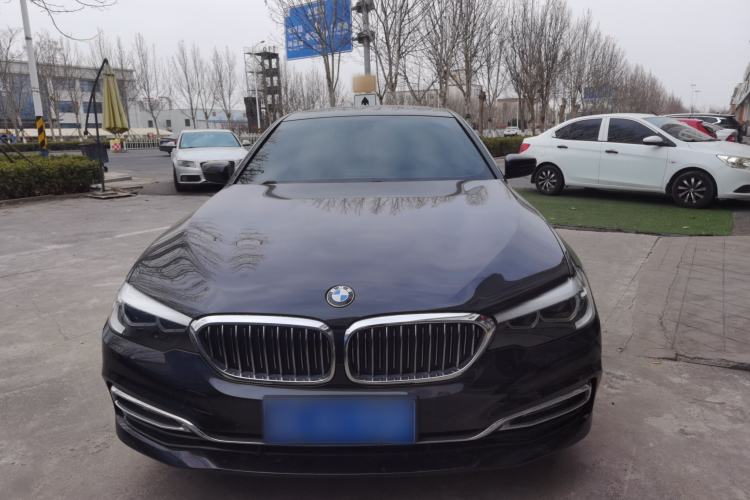 Used BMW 5 Series 2018 525Li Luxury Package Exterior 1