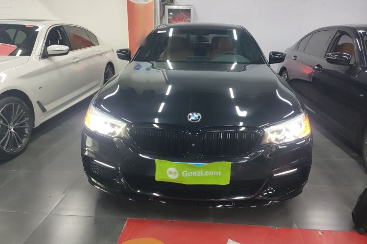 Used BMW 5 Series 2018 Facelifted 530Li xDrive M Sport Package Exterior 1