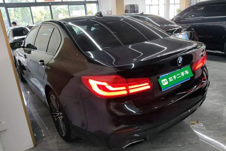 Used BMW 5 Series 2018 Restyled 530Li Luxury Edition M Sport Package Exterior 2
