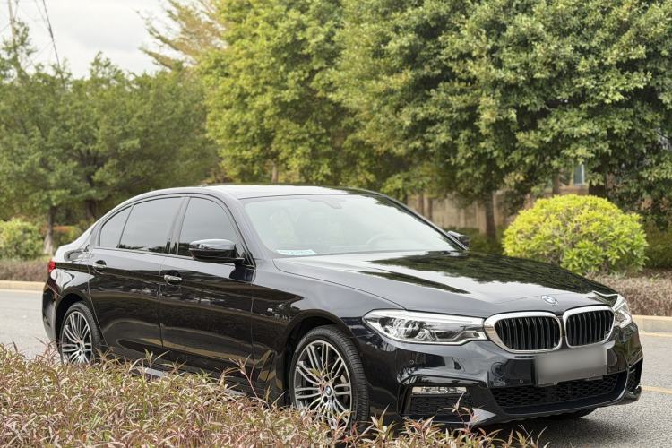Used BMW 5 Series 2018 Restyled 530Li Leading Edition M Sport Package Exterior 2
