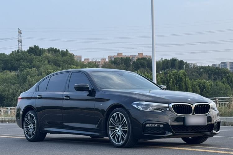 Used BMW 5 Series 2018 Restyled 530Li Luxury Edition M Sport Package Exterior 2