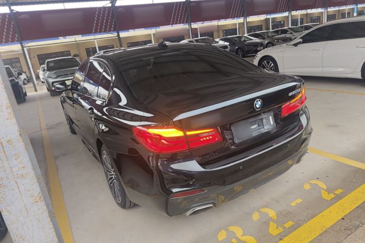 Used BMW 5 Series 2018 Restyled 530Li Leading Edition M Sport Package Exterior 2