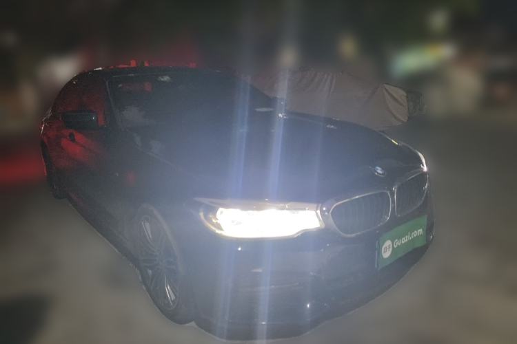 Used BMW 5 Series 2018 530Li Luxury Edition M Sport Package Exterior 2