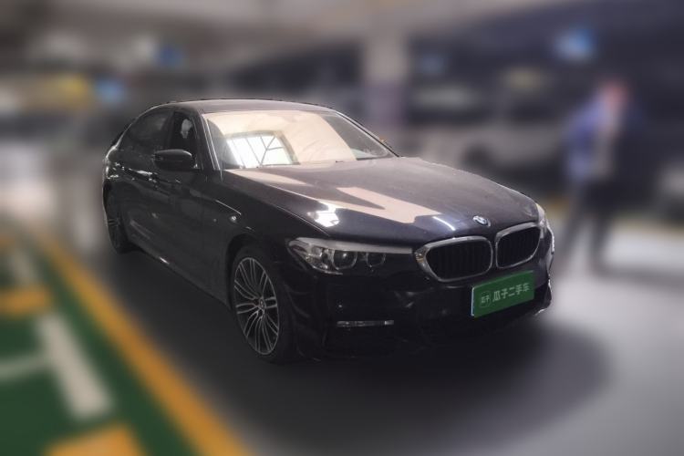 Used BMW 5 Series 2018 530Li Leading Model M Sport Package Exterior 2