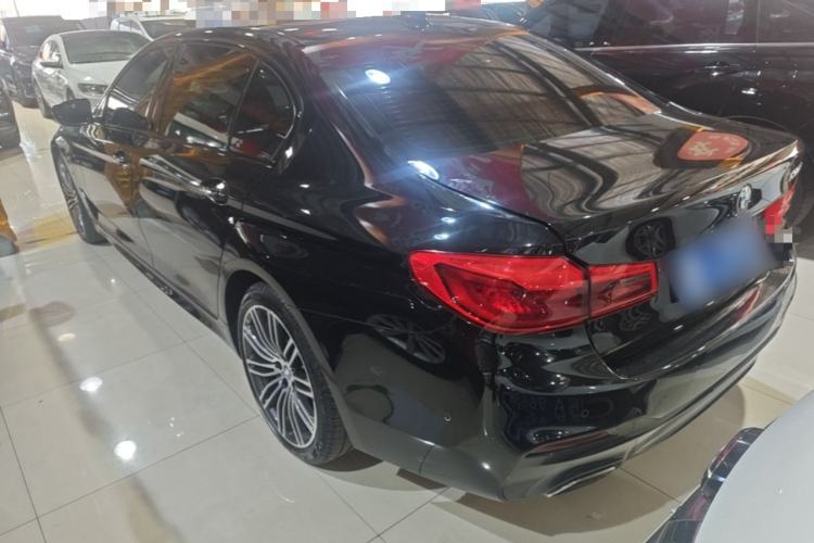 Used BMW 5 Series 2018 Restyled 530Li Leading Edition M Sport Package Exterior 2