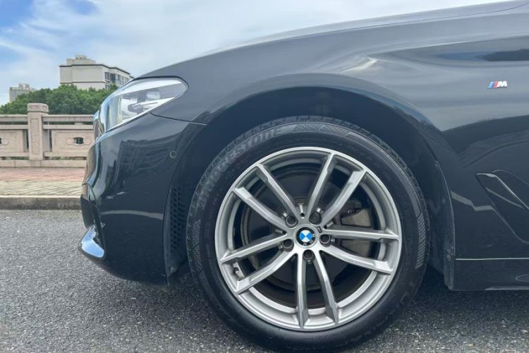 Used BMW 5 Series 2018 525Li M Sport Package Exterior 2