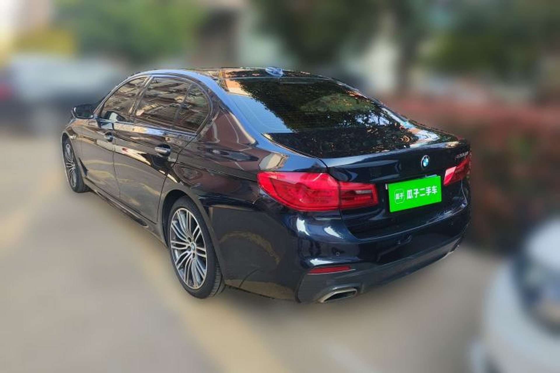 Used BMW 5 Series 2018 Restyled 530Li Leading Edition M Sport Package Exterior 3
