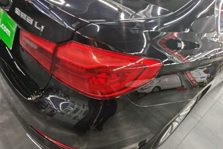 Used BMW 5 Series 2018 528Li Launch Special Edition Exterior 3