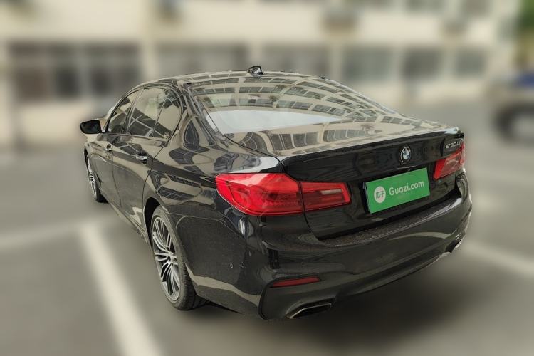 Used BMW 5 Series 2018 530Li Leading Model M Sport Package Exterior 3