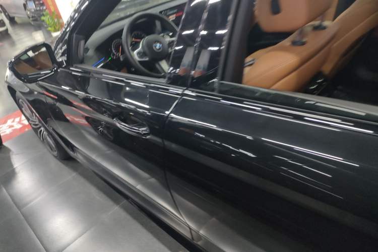 Used BMW 5 Series 2018 Facelifted 530Li xDrive M Sport Package Exterior 3