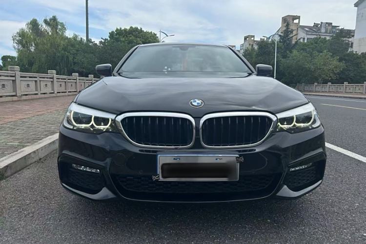Used BMW 5 Series 2018 525Li M Sport Package Exterior 3