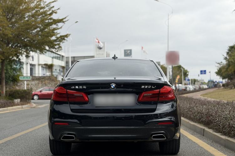 Used BMW 5 Series 2018 Restyled 530Li Leading Edition M Sport Package Exterior 4