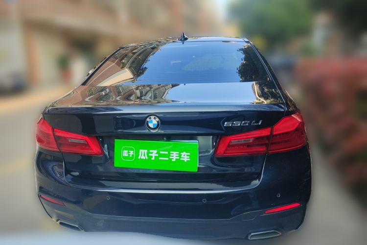 Used BMW 5 Series 2018 Restyled 530Li Leading Edition M Sport Package Exterior 4