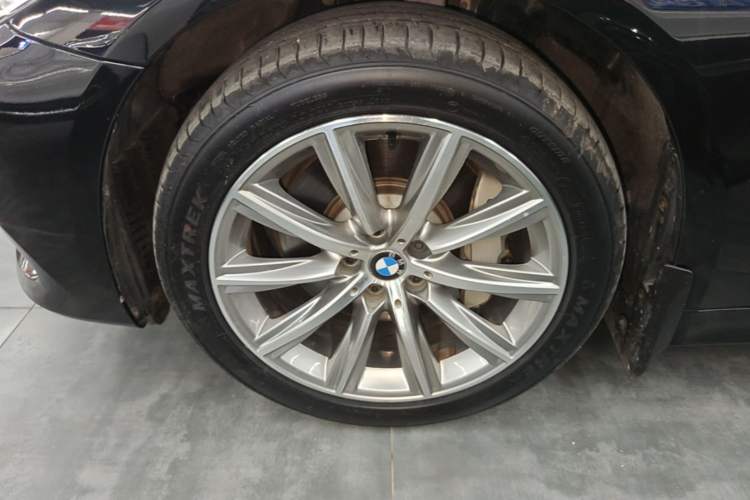 Used BMW 5 Series 2018 528Li Launch Special Edition Exterior 4