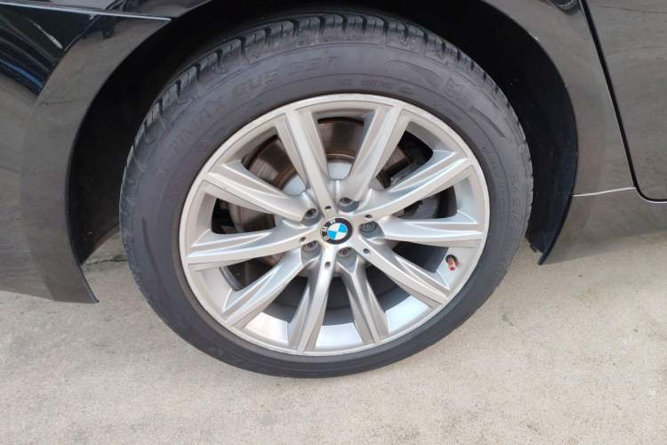 Used BMW 5 Series 2018 528Li Launch Special Edition Exterior 4