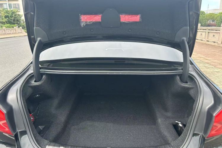 Used BMW 5 Series 2018 525Li M Sport Package Exterior 4