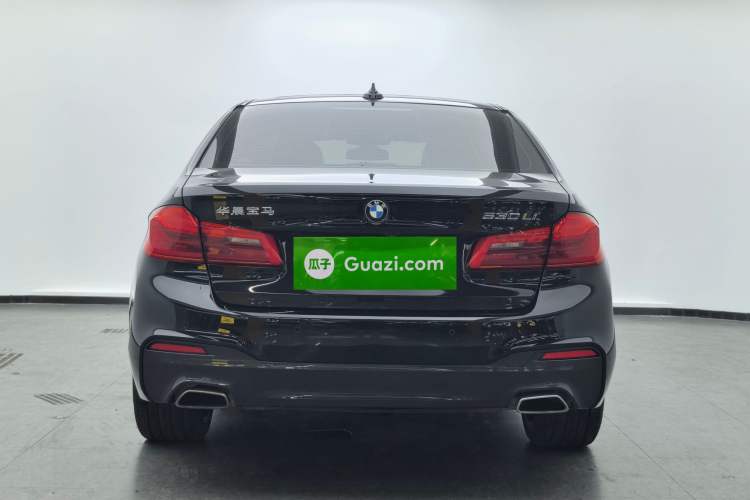 Used BMW 5 Series 2018 530Li Leading Model M Sport Package Exterior 4