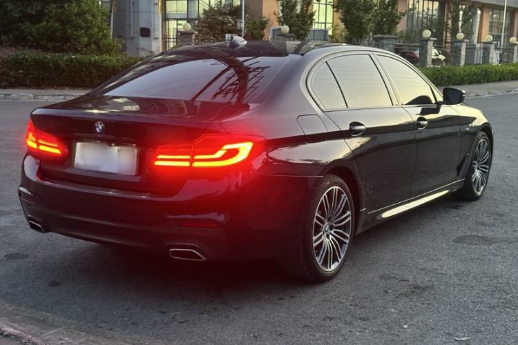 Used BMW 5 Series 2018 Restyled 530Li Leading Edition M Sport Package Exterior 5