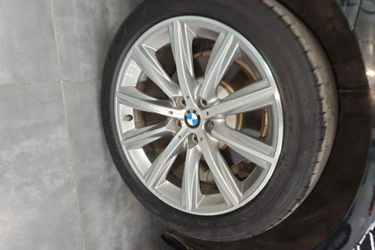 Used BMW 5 Series 2018 528Li Launch Special Edition Exterior 5