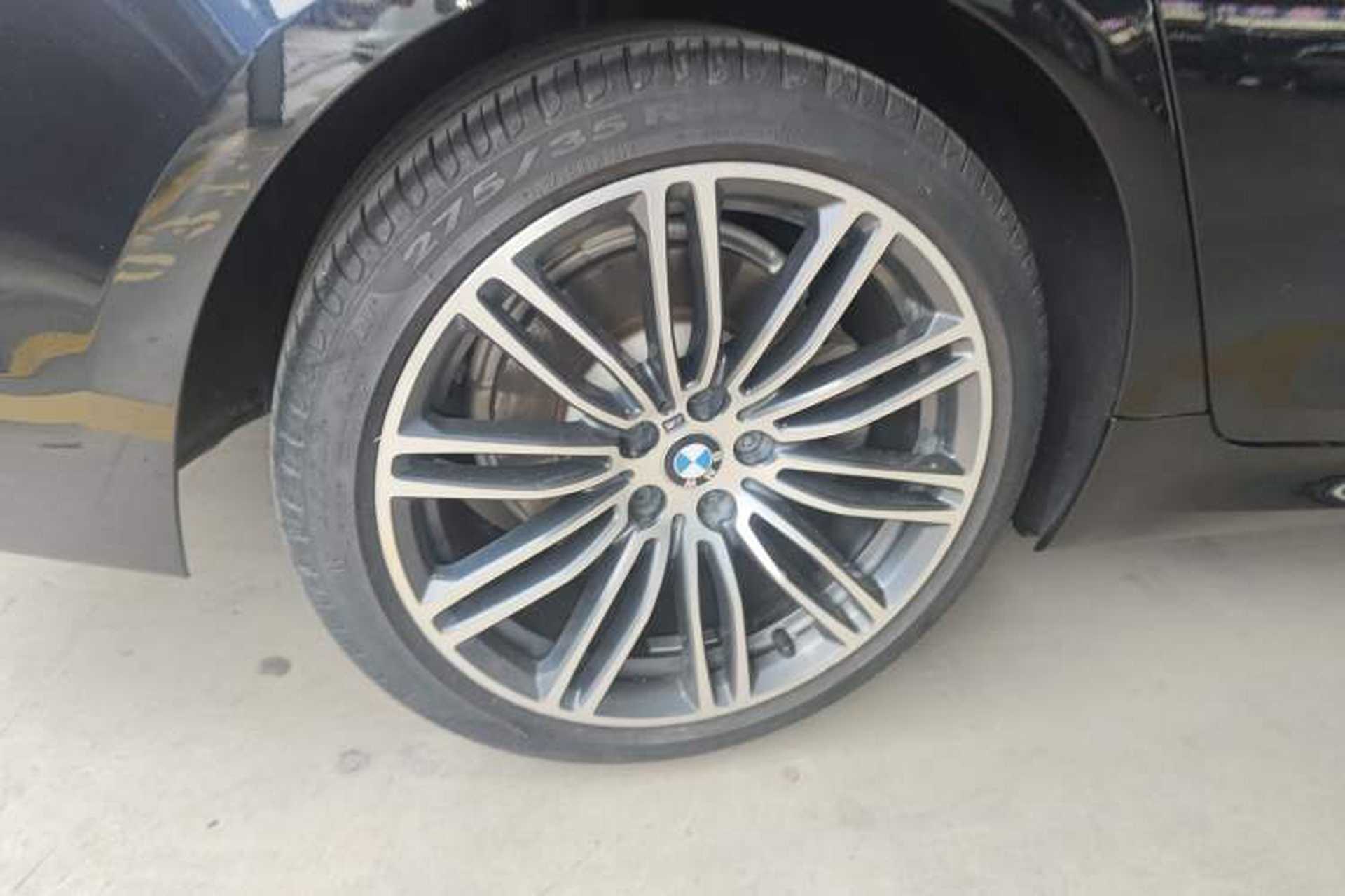 Used BMW 5 Series 2018 Restyled 530Li Leading Edition M Sport Package Exterior 5