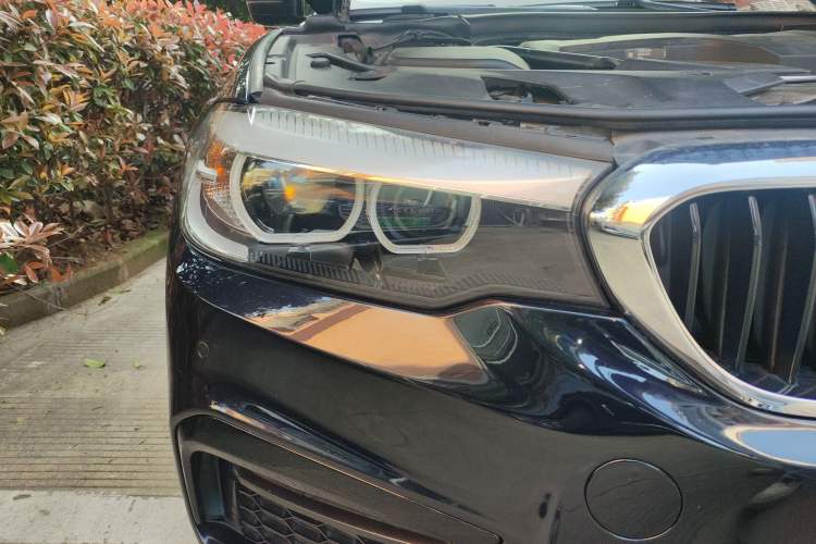 Used BMW 5 Series 2018 Restyled 530Li Leading Edition M Sport Package Exterior 6