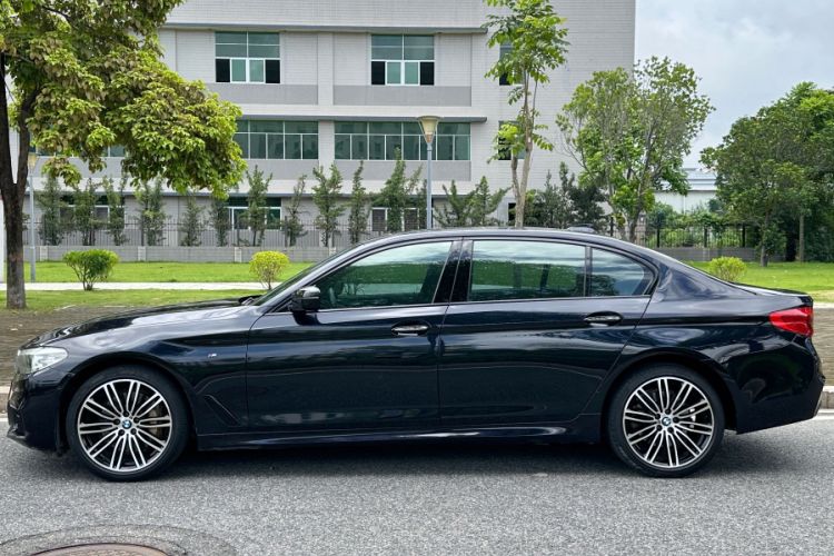 Used BMW 5 Series 2018 Restyled 530Li Leading Edition M Sport Package Exterior 6