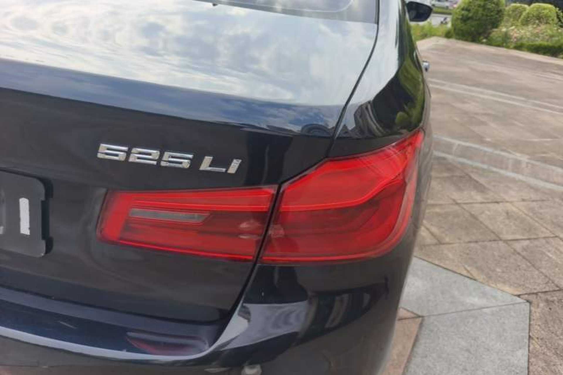Used BMW 5 Series 2018 525Li M Sport Package Exterior 8