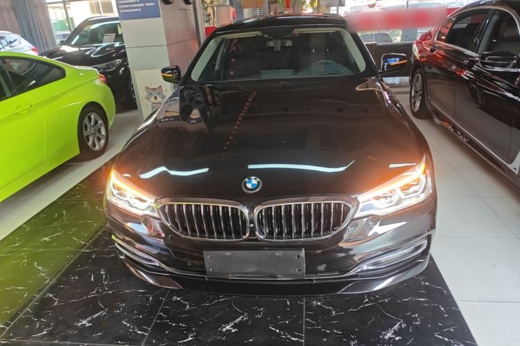 Used BMW 5 Series 2018 Facelifted 530Li Luxury Edition Premium Package Front