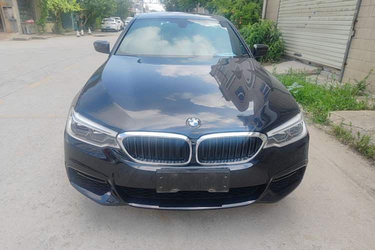 Used BMW 5 Series 2018 Restyled 530Li Leading Edition M Sport Package Front